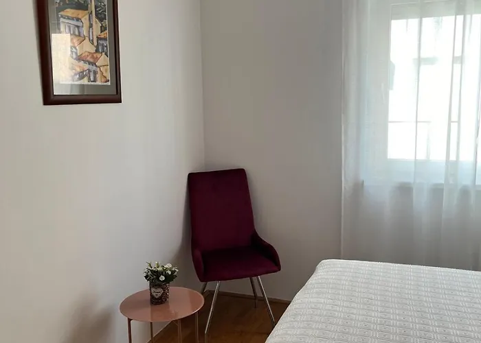 Apartment Violetta-Punta